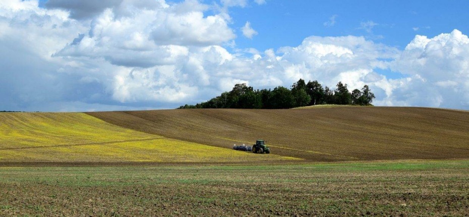 Повысить урожай помогут роботизированный трактора  - ООО ТД Кирово-Чепецкая Химическая Компания